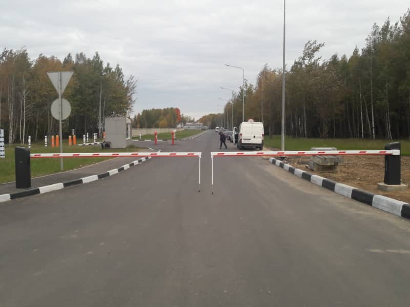 Шлагбаум DoorHan в Челябинске с установкой